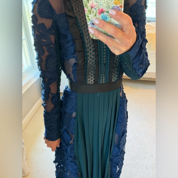 Self-Portrait Thea Maxi Gown - Picture 2 of 9